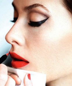 son-dior-rouge-844-trafalgar
