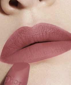 Chat-son-Dior-724